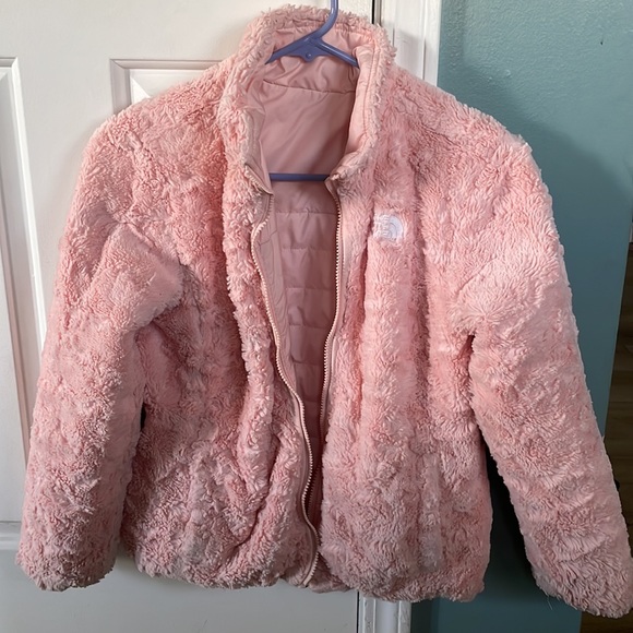 The North Face girls printed reversible “mossbud swirl jacket” - Picture 2 of 6